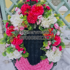 Брендовый венок 100см - designerwreath.ru - г. Екатеринбург