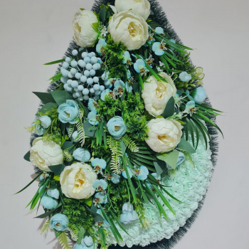 Венок капля №2 74 см - designerwreath.ru - г. Екатеринбург