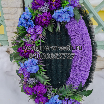 Брендовый венок 90 см - designerwreath.ru - г. Екатеринбург