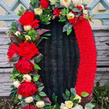 Брендовый венок 115 см - Форма памяти - г. Екатеринбург